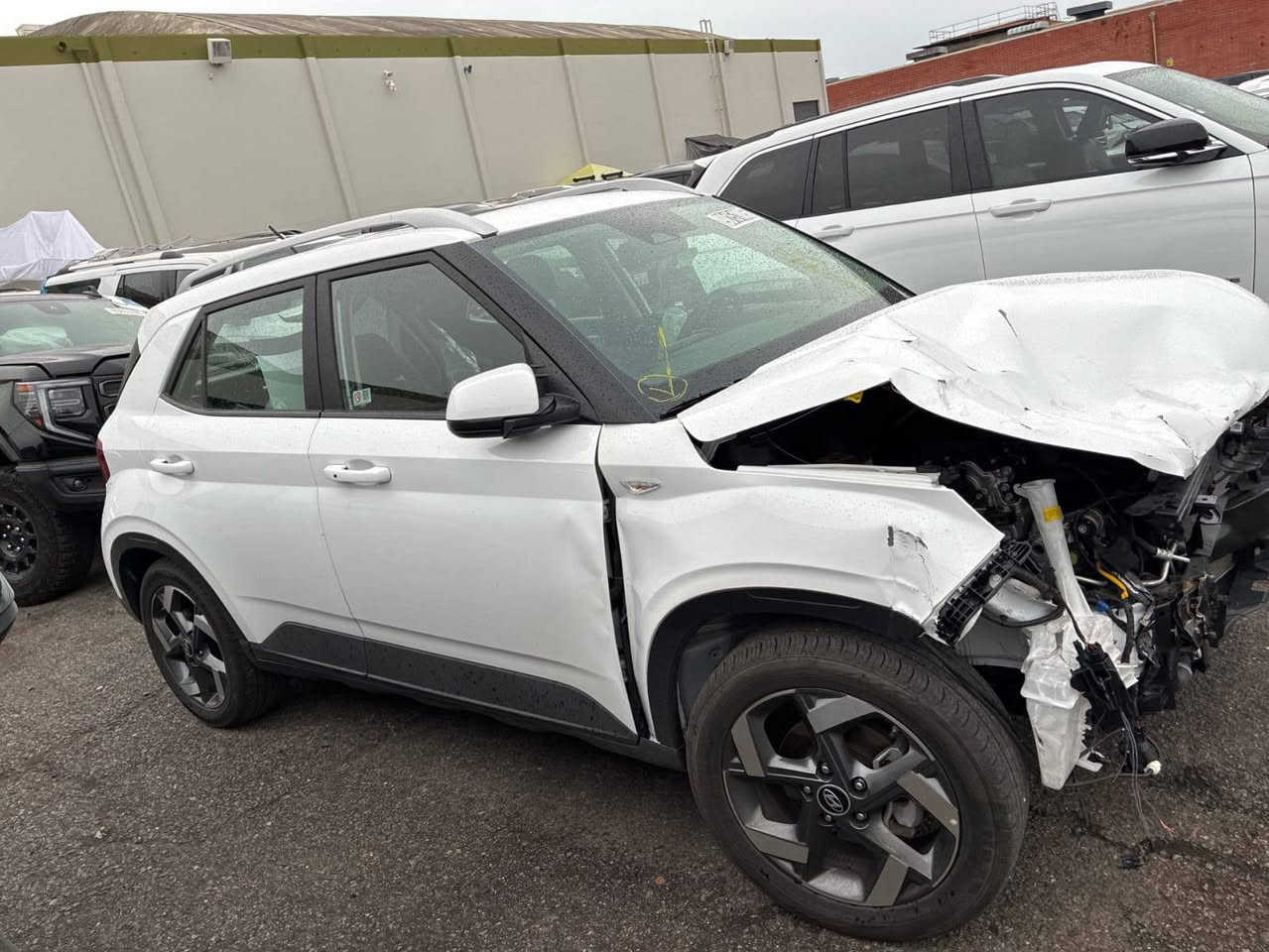 فينو 2025 فول مواصفات بصمة فتحة حادث بسيط السيارة تعمل وتسير مدة الوصول لبغداد 45 النقل والگمرگ على المشتري السعر 45 ورقة قفل للاتصال ***********
