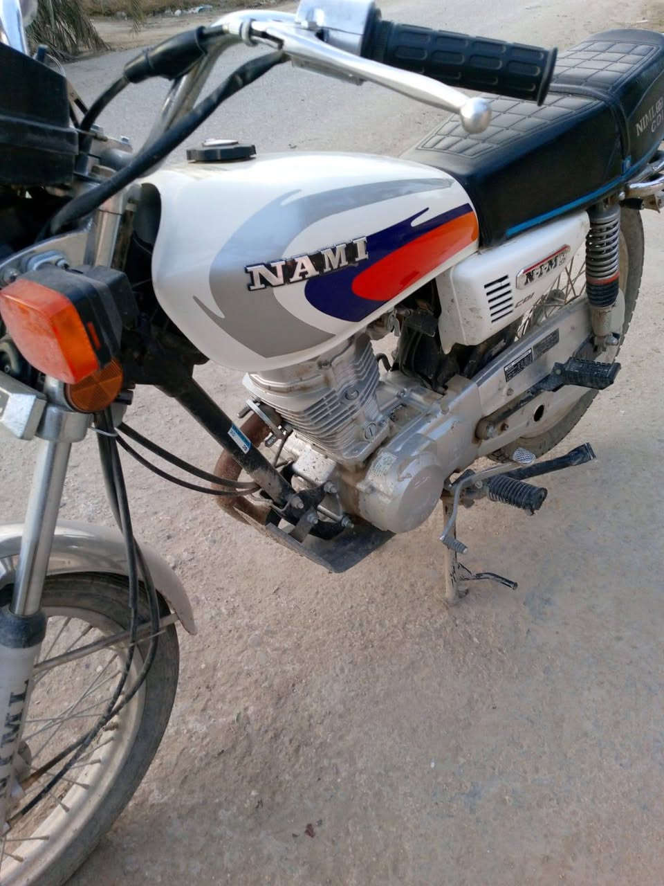 السلام عليكم درجه للبيع موديل ٢٥ السعر ٦٥٠ وبي مجال مكانك مسيب


**إذا كنت صاحب هذا الإعلان وتريد حذفه لأي سبب، رجاءا أرسل رسالة إلى الدعم الفني**