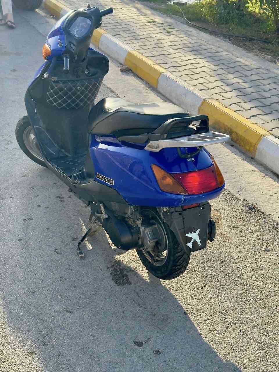 سلام عليكم سبيسي للبيع
سبيسي ياباني مفتوح رايمر مره وحده جاهزه كل نقص مابيها 
فقط شخاطه سلف تشغل نص هندر 
السعر 450 وبيها مجال بسيط شراي يجي خاص


**إذا كنت صاحب هذا الإعلان وتريد حذفه لأي سبب، رجاءا أرسل رسالة إلى الدعم الفني**