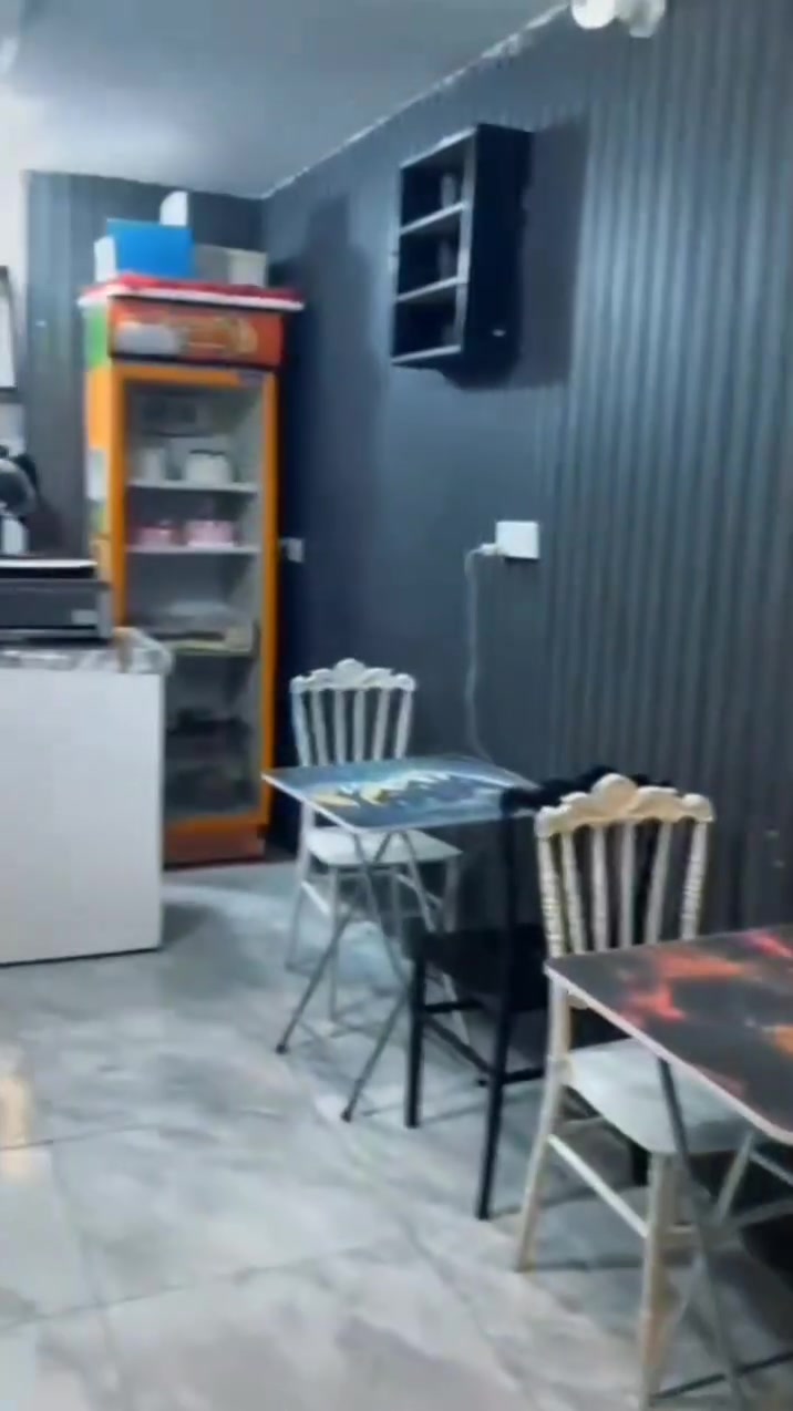 سلام عليكم اليوم جايبلكم اول شي العنواني حي المعلمين مقابيل البان ام الربيعين موجود عدنه توصيل كافت مناطق المقداديه  موجود كريب / عصاير طبيعيه / ماهيتوو / كيك قوالب / قطع كيك موجود / ***********

***********
