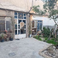 � إعلان من مكتب السند للعقار حي اور ال 300   دار بناء قديم (تُعتبر قطع...