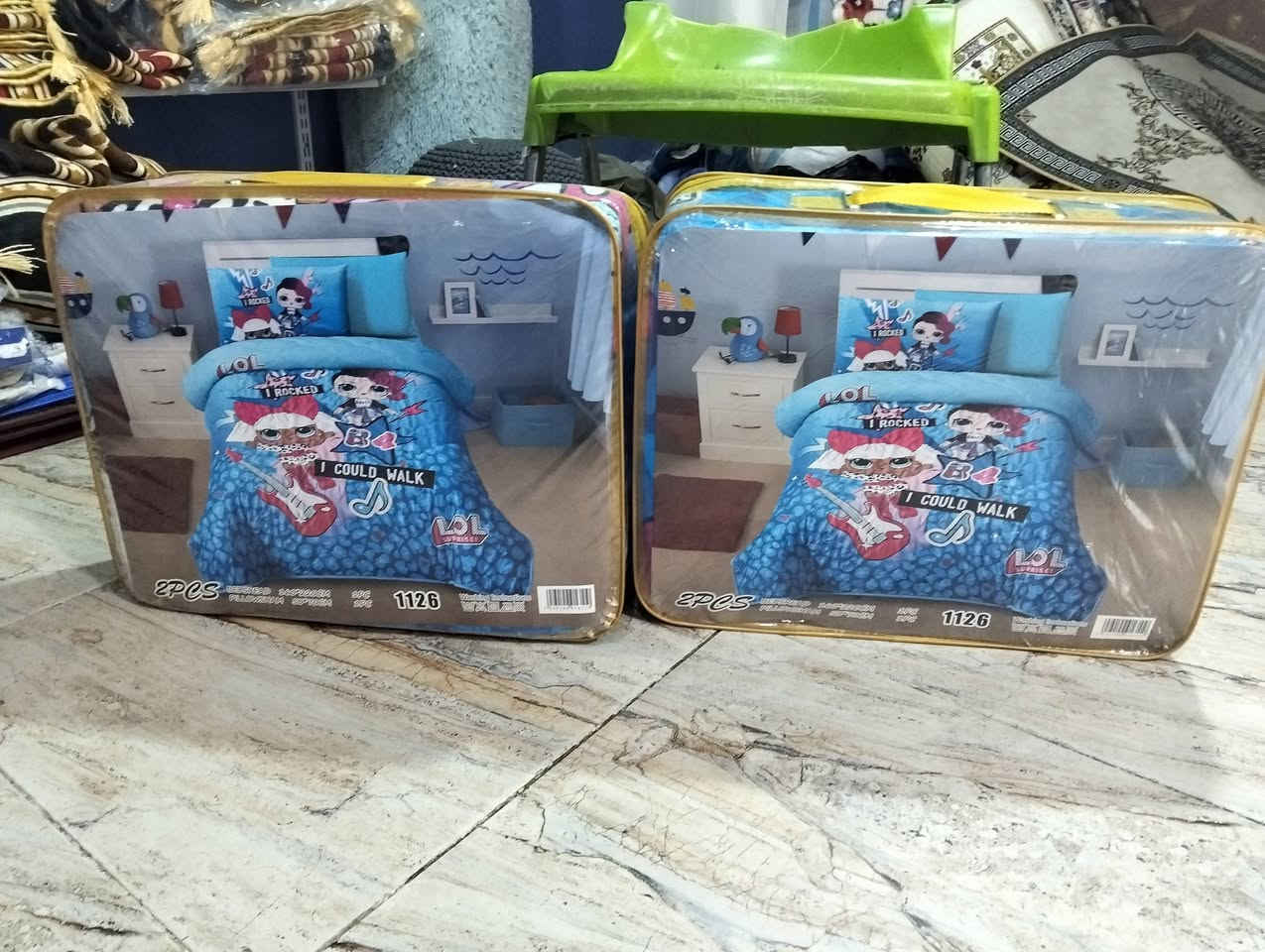 اخر قطعتين ب12 القطعة 
فرشة قديفة الداخل فرو 
العنوان التحرير دور الجاهزة مقابيل محل كرزات حمودي يوجد توصيل ***********
