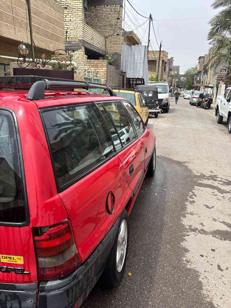 اوبل استرا موديل ٩٣ خليجي محرك ٢٠ كير اوتو تبريد اصل بس عاطل السيارة بدون صبغ مكان السيارة بغداد السعر ٣٢ بية مجال الاتصال ***********

