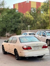 نيسان • ٢٠٠٣ • مكينة وجر بشرط