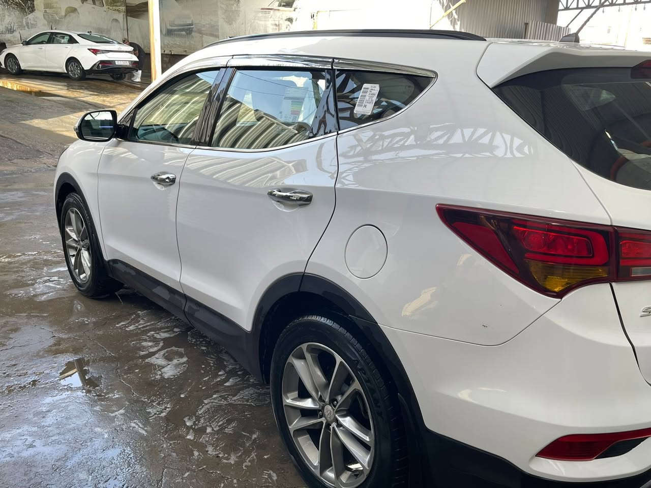 للبيع (بصرة)
الموديل٢٠١٧
مكينه ٦ سلندر
ماشيه ١٢٧ الف كيلو
اللون ابيض
وارد خليجي
سبعه راكب
خاليه من الحوادث والضربات
رقم اربيل
السعر ٢٢٠ ورقه وبي مجال قليل

للاستفسار يرجى التواصل مع الرقم ***********
