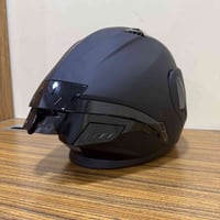 خوذة بالة الماني نضافة 100‎%‎  حاصلة علا شهادة DOT الحقيقي السلامة وال...