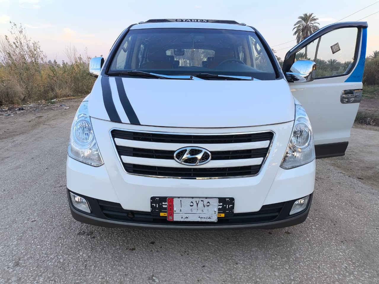 السلام عليكم ستاركس 2009 مفتوح محور مسكر كير أوتو السياره جاهزه خير من الله بيها جاملغ أمامي جهة السايق
السعر 140 وبيها مجال 
العنوان الديوانية 
الإتصال على الرقم ***********2
