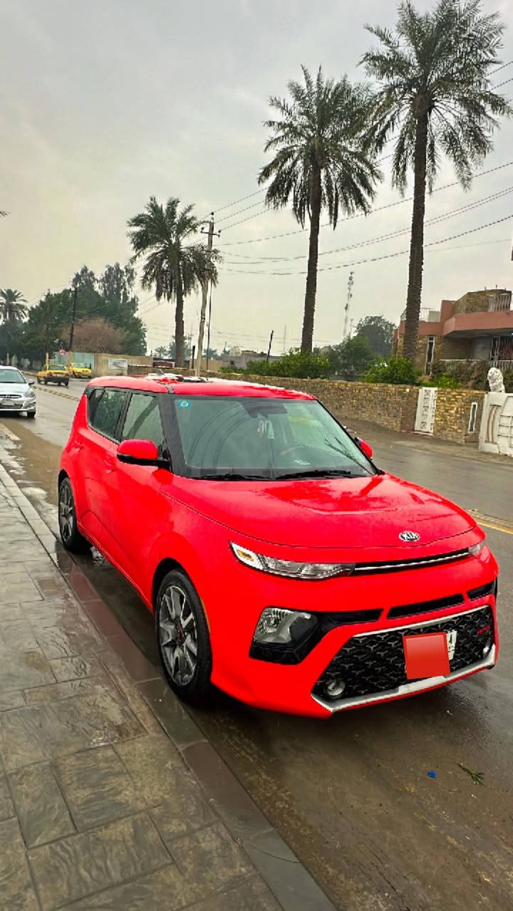 السلام عليكم..
Kia soul (Gt line) 2021 -
-ماشيه 70 الف كيلو
-حادثهه كلش خفيف جاملغ وباب مال سايق بدون دواخل والصور موجوده. 
-سياره نضيفه مال بيت وكامله مانقاصه شي وكله بانزين محسن من اشتريتهه لليوم. 
-مواصفات معروفه مال جيتي لاين..
ويل كب رياضي
محرك 2000 دوش
سلايد روف وستيرن حرف D
-رايدهه ب١٥٥ وبيهه مجال. 
-مكاني بغداد الحريه
-وهذا رقمي 
*********** -
