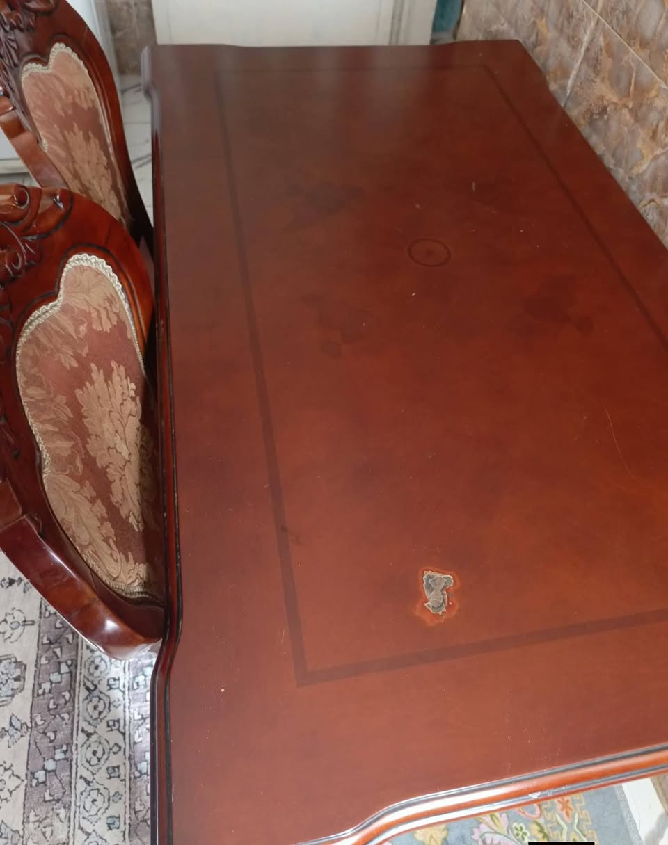 ميز طعام خشب ثقيل للبيع 
السعر 100 بيه مجال
التواصل خاص 
العنوان (المحاويل-حي المشتل حصن جعفر)


**إذا كنت صاحب هذا الإعلان وتريد حذفه لأي سبب، رجاءا أرسل رسالة إلى الدعم الفني**