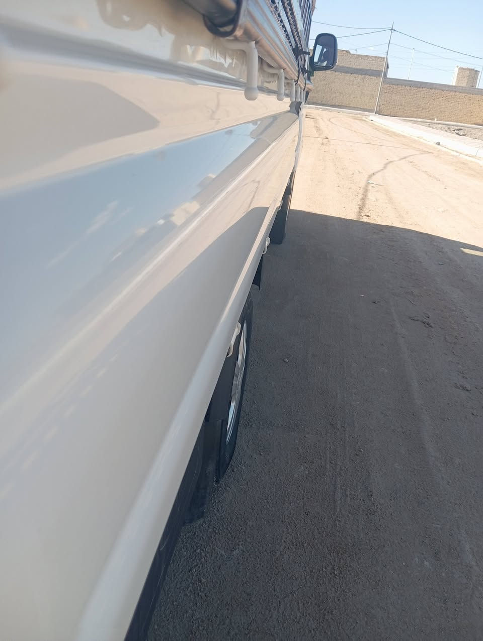 السلام كيا حمل البيع موديل 24 رقم قادسيه مكفولة كفالة عامه ماشيه 25 عقيقي شراي يتصل *********** مكاني رميثه بدون مجر
