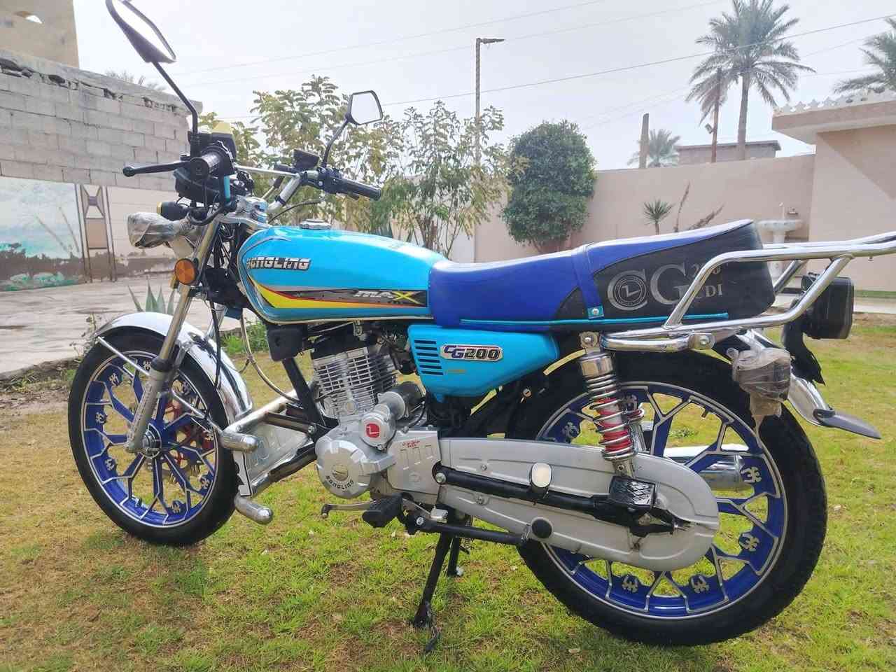 دراجه سيفان للبيع مكينه 200 السعر 750 وبيهه مجال ***********
