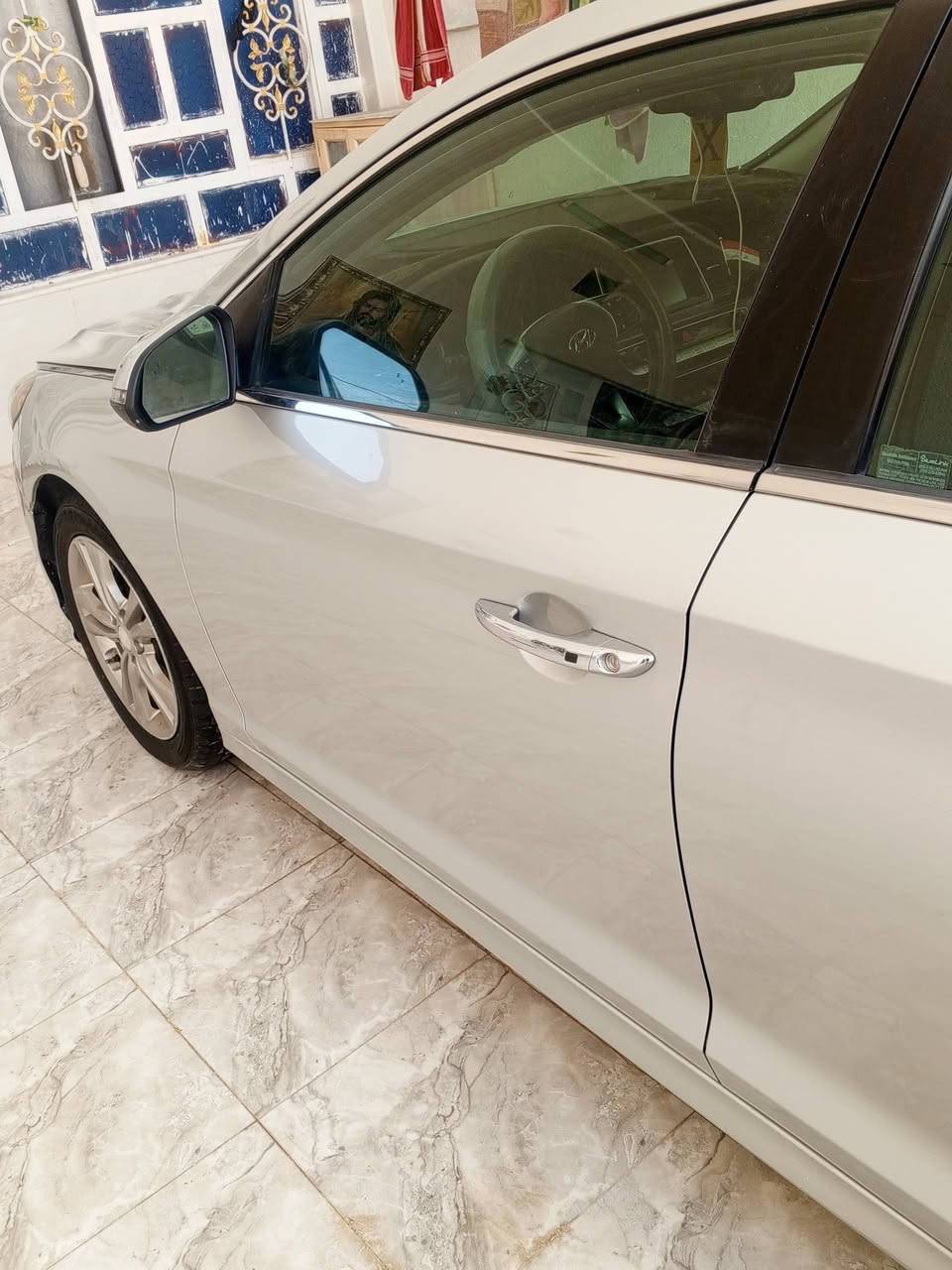 السلام عليكم
سوناته 2018 سياره جاهزه
 تبريد حداديه مكينه جديده
فول موصفات ماعدا الفتحه بيها 
بس بنيد المكان الناصريه مركز 
***********
