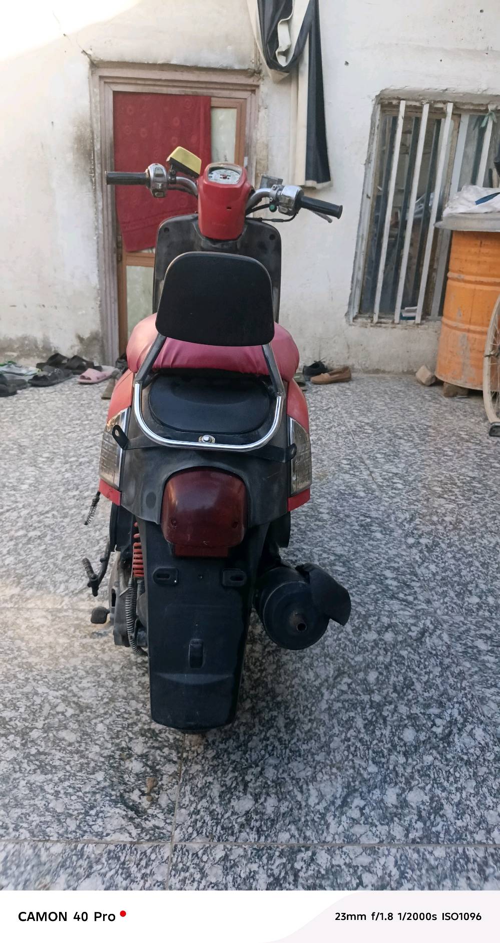 مكينه مامفتوحه تايرات جدد دوشمه جديده كابريته مو اصليه
بدلته كفرات أصلي أبو الختم للبيع الدراجه مشتريه حاويه من زمان صارله هواي عندي بلبيت شغاله وشرط الفحص ٥٥٠ وبين مجال
***********
