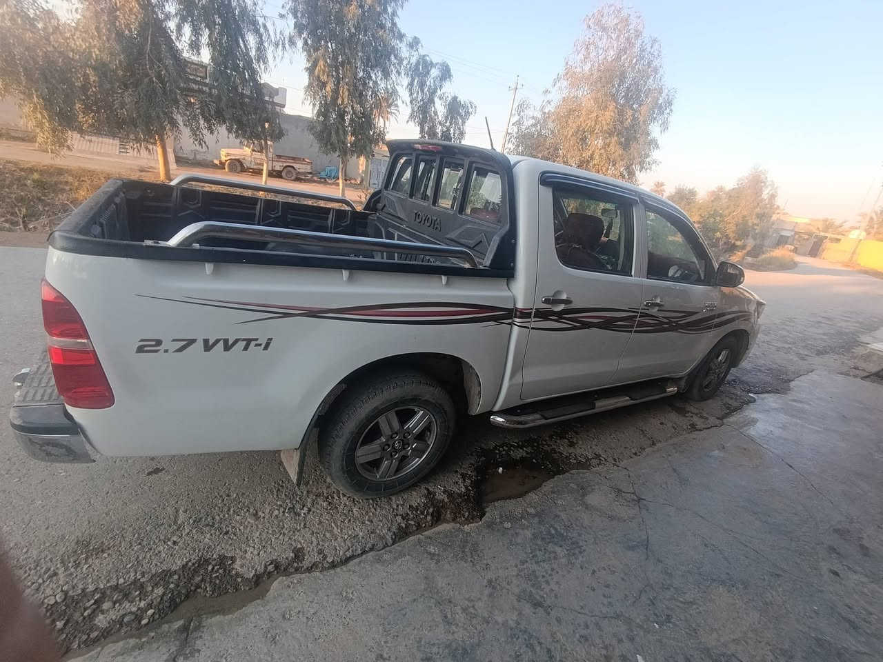 سلام عليكم تيوتة هايلوكس ناصي موديل
2013شاصي 19رقم بغداد مكينة كير بضمانتي كشر
 كفالة عامة كير اوتماتيك تخم تاير جديد تبريد
 تدفئة فولالسيارة عليهة ادامة كاملة من 
حمام وبوليش وتخطيط  مكاني ديالى شهربان 
 باقي التفاصيل اتصل ***********
