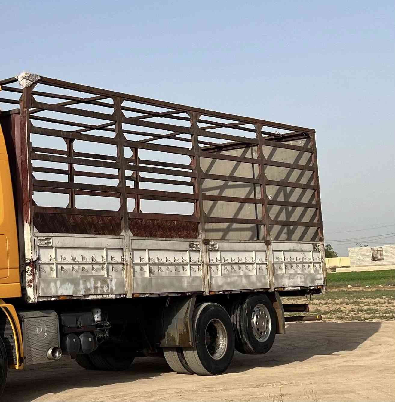 بدي البيع وربي طول سبعه ونص جادر مسرحي وياه وجادر صيفي ***********

