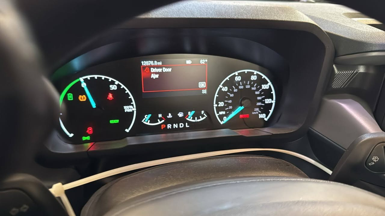 للبيع فورد مافريك هايبرد موديل 2024 بدون اريباك ضررها باب البدي فقط موضح بل الصور مواصفات XL ماشيه 13000 السياره حاليا بل الأردن المنطقة الحره 
السعر 19000 واصل بغداد وبيها مجال بسيط


**إذا كنت صاحب هذا الإعلان وتريد حذفه لأي سبب، رجاءا أرسل رسالة إلى الدعم الفني**