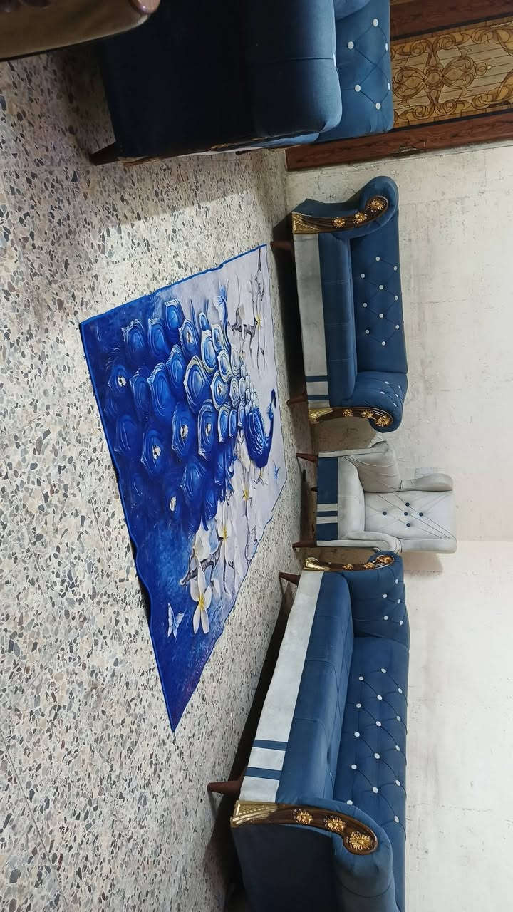 تخم 9 مقاعد نضيف جدا نضيف سعر 225 مكان البياع يوجد توصل بكروه رقم يوجد وتساب ***********
