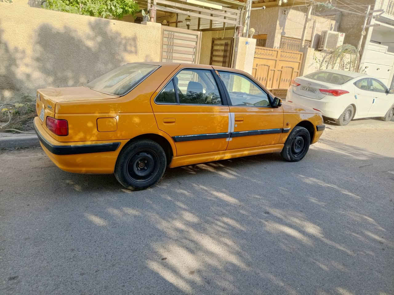 السلام عليكم بيتو باص موديل 20 بسمي هيو غرامات صفر رقم جديد جير ومكينه خير من الله السعر 64 
***********
