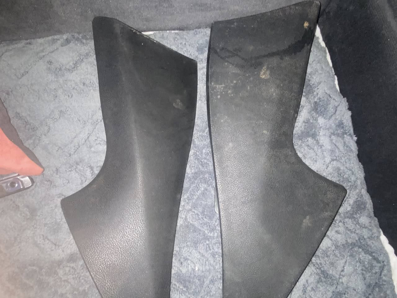 سلام عليكم. غراض اوباما للبيع 
سستم نيكلات مكول من الشخط كامل ٤٥الف
مصطرة نوزلات كامله شرط الفحص ٤٠الف 
بطانه باب السايق اوباما ١٠الف 
صفاح مال فرس الكير ١٥الف 
***********
المكان بغداد
