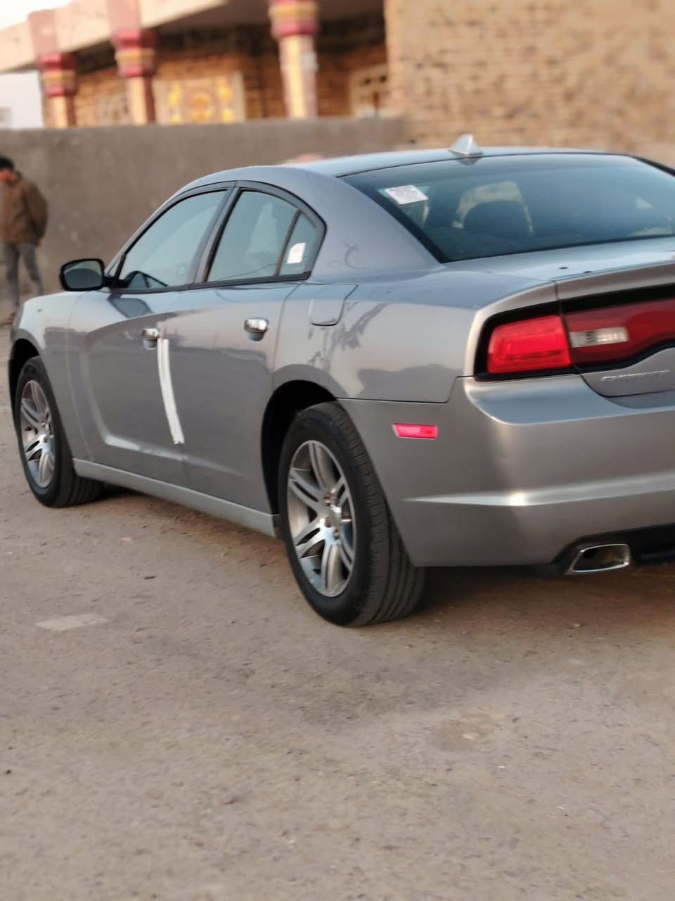 للبيع 🔥🚗
دوج جارجر 2014 أمريكية 
بحالة ممتازة ونظيفة جداً رقم بصره 
 • محرك 3600 قوي وعملي
 • الضرر: جاملغ وبنيد
 • بدون حادث – فقط أثر جراد
 • استخدام شخصي
 • ما مشتغلة خط
 • السيارة مرتبة جداً وجاهزة للاستخدام

السيارة بحالة ممتازه وتستاهل المعاينة 👍
 الاتصال على الرقم:
📞 ‪0782 138 2785‬
