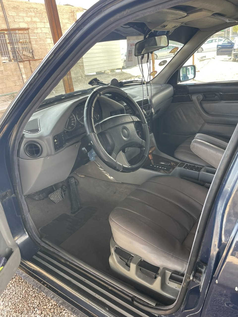 بي ام 525 مودبل 1992 محرك مسكر عدل سياره مكفوله من الحادث وهزه قبل يومين سويتها حداديه جديده تايرات شديتهن جديد تبريد ثلج داخل جلد وجام كهرباء سياره مكفوله محرك وكير رايدها 60 وبيها مجال ماسنجر متواجد


**إذا كنت صاحب هذا الإعلان وتريد حذفه لأي سبب، رجاءا أرسل رسالة إلى الدعم الفني**