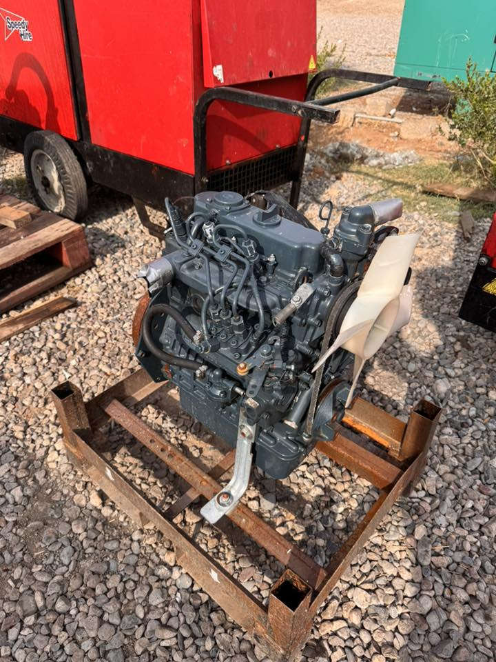 محرك كابوتا ٣ سلندر حجم ٩٠٢ اخو الجديد وارد بريطاني عنوان زاخو ***********
