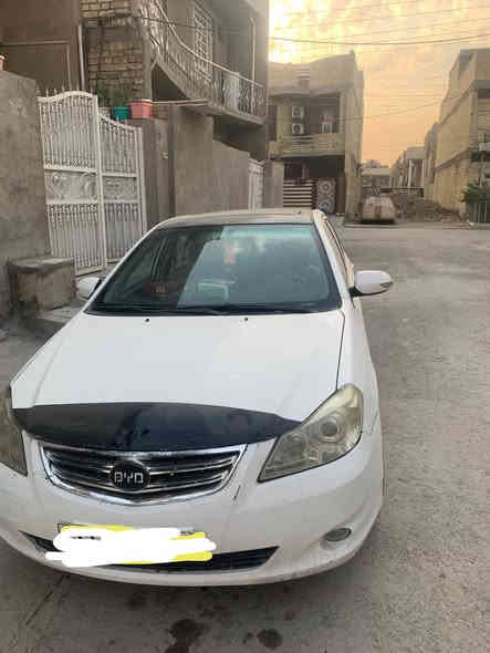 السلام عليكم بي واي دي G3 موديل ٢٠١٣ بيضاء اللون مكينه نظيفه تبريد شغال شاشه كامره حادث بيه جاملغ ايمن وشبر خشم البني ومصلح نفسه بيها بس كير يبوش رقم بغداد الألماني الجديد سنويه ٢٠٢٩  السعر ٤٠ وبيها مجال رقم الهاتف
***********
