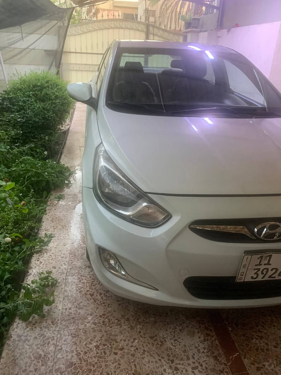 السلام عليكم جميعااا💐عندي سياره اكسنت موديل 15خليجي باسمي رقم بغداد مثل مابصوره سياره مال بيت استخدام شخصي ماشيه 90كم بالزياده مواصفات فتحه بالسقف وشاشه كلشي بيه عاى وضع شركه 👌بيه دحجات بسطه لن مراءه كانت سوقه دوم بيه للمدرسه موضحه بالفديو فقط بارد مقدار ثلاث أصابع صبغ جوه فتحة بانزين جوه دعاميه فقط السعر 103دولار الي مايعجبه سعر رجاء يعبر منشور 🫶هذا رقمي ***********💐بي وساب مع تحياتي💐🙆‍♂️
