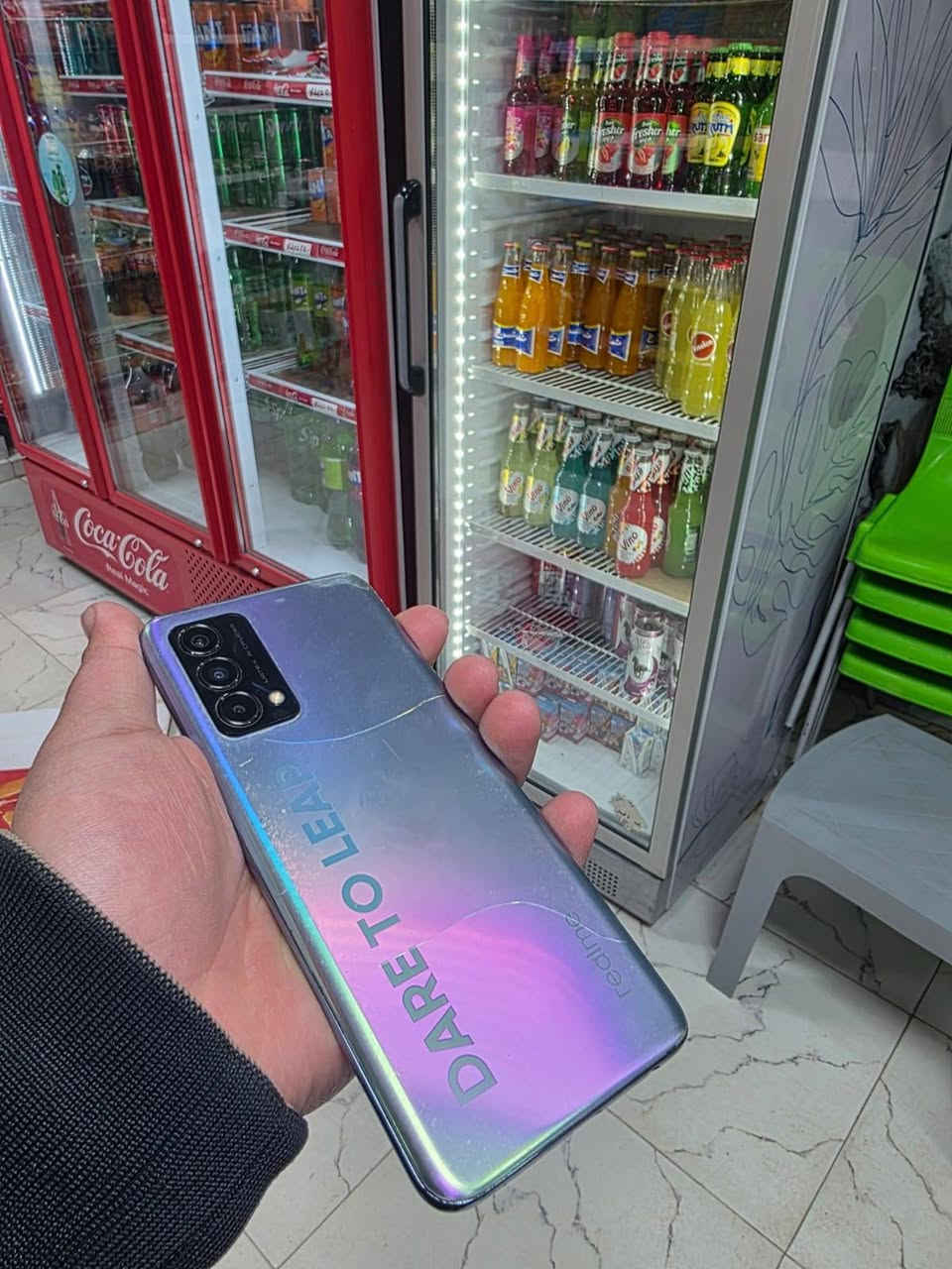 السلام عليكم ورحمه الله وبركاته
جهاز للبيع 
رلمي كيو ثري برو
جهاز عالمي 
بوبجي 60 
بالالعاب حيل قوي 
جهاز بلادي وضع شركه حيل نضيف 
بي شرك بالضهر ومامأثر علي خلاص 
للأستفسار اتصل ***********
