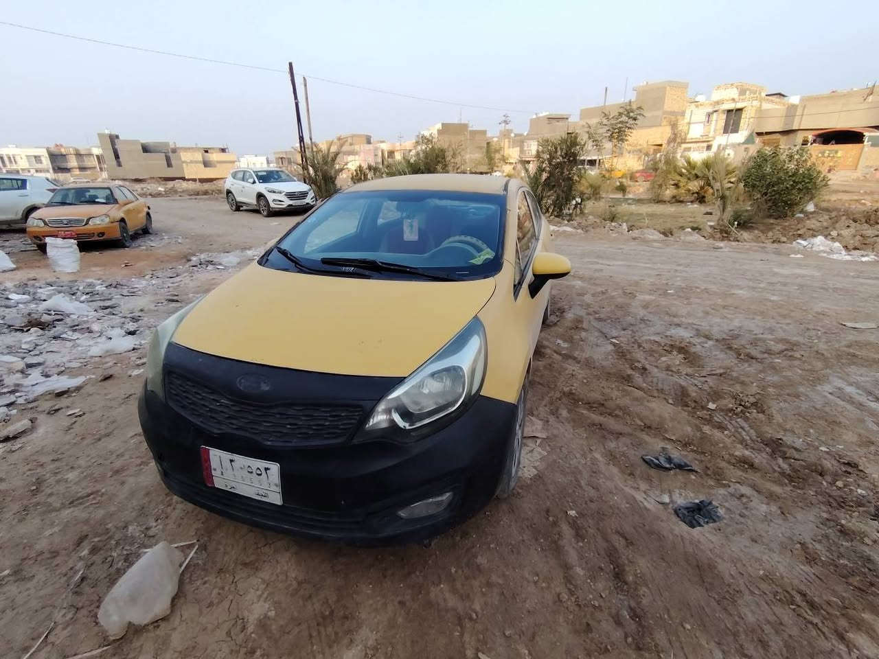 كيا ريو موديل13
محرك ١٦٠٠
سابقا خصوصي وحاليا أجرة
مصبوغه عام وبيهه طخات وضربتهه خفيفه عكس السايق
تحتاج منظومة تبريد وگيرهه يأخر على الD تأخير كلش بسيط
محرك ناعم منظومه بانزين جديدة كامله
راديتر جديد بدنه وكاله تخم تاير نظيف 
شاصيهه مكفول من الكص
للاستفسار ***********
ديوانيه (٦٤) وبيهه مجال ديوانية, القادسية
