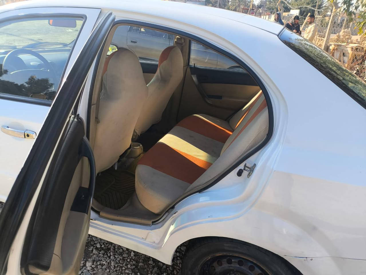 سلام عليكم افيو موديل 2011 للبيع رقم بابل مداور ثاني يوم مكان السياره النجف قرب المدينه القديمه الولايه اني مكلف بل نشر  هذه رقم صاحب السياره اني مكلف بل نشر  سعرهه 70وبيهه مجال اتصل على هذا الرقم ممتواجد ع فيس*********** سيد عامر البوذبحك
