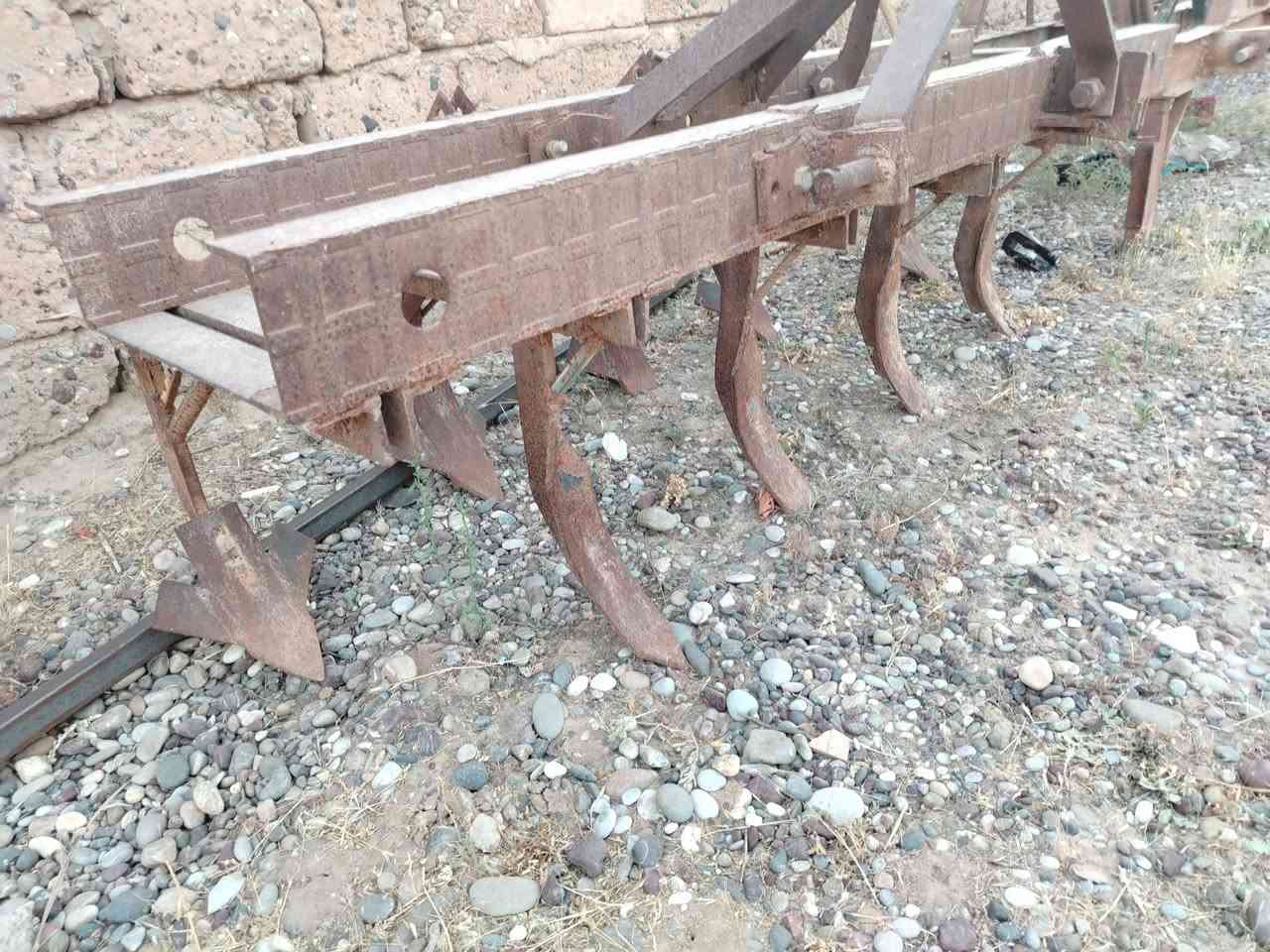 السلام عليكم
⚠️ للبيع.... للبيع... للبيع
🔴 خرماشة للبيع شغله مرتب ملحومه خياط اصلية من الحديد الاولي

🔴 خنزيرة 5/4 ضغط عالي مرشات مع شاصي تصير ع ترتكتر
هاتف ***********

