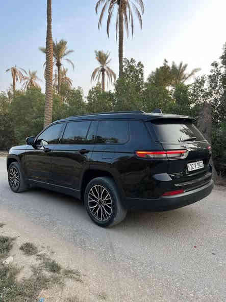 جيب كراند شيروكي موديل 2023 
لمتدد بلاس فول مواصفات ماشيه 38 
رقم اربيل 
الضرر فقط طرف بنيد مصلح نفسه 
بدون ارباك 
السعر 32000 $ 
بيع او مراوس
‭0771 145 3109‬
اتصال او واتسب 
خاص ماكو
