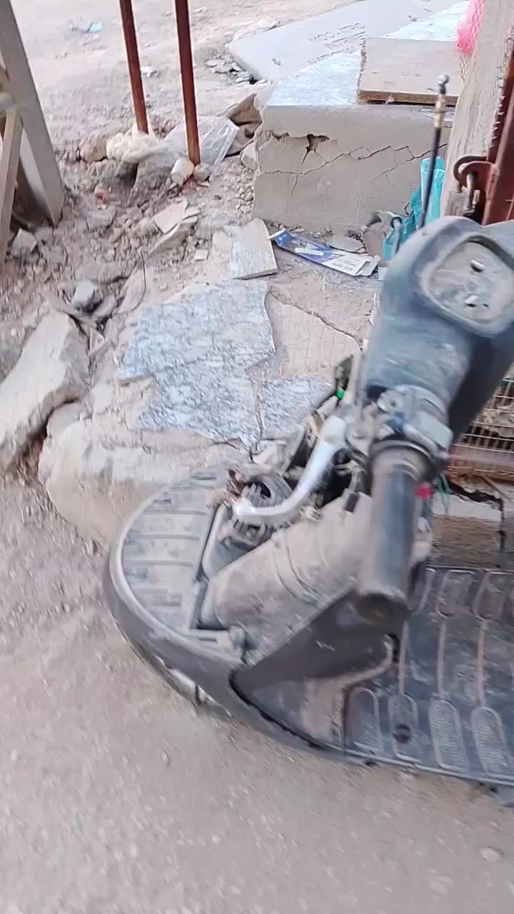 قيم بليرضي الله بطات 3 كوم حديد كفراتهن موجوده مكان شارع ابو طالب *********** اتصل ودلل
