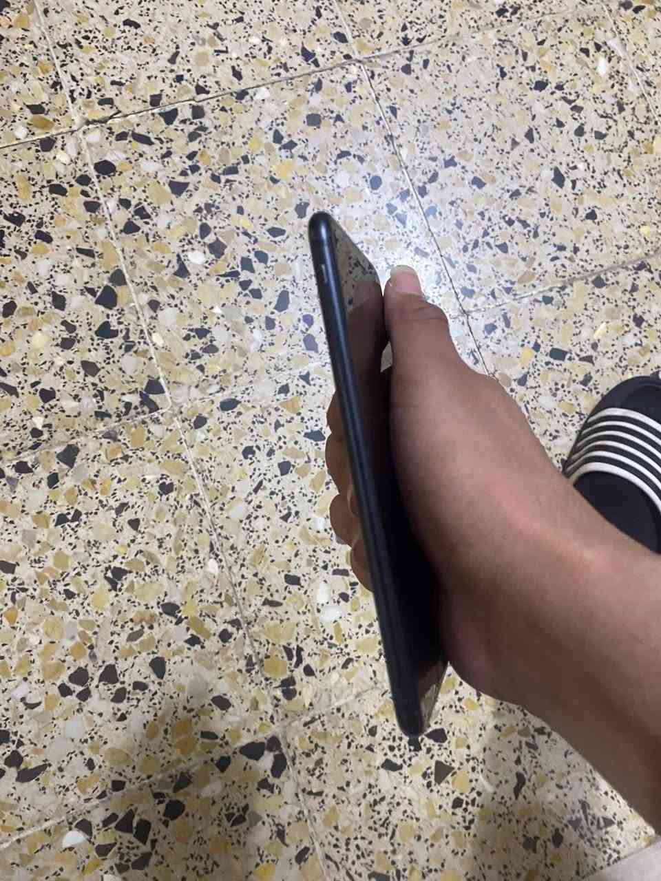 7 بلص نطيحه 
ذ128 
بطاريه 100 مستبدل اصلي شرط 
شاشه تقره بلادي 
كامرات دمعه شرط 
كله شغال ونضيف 
بصمه شغاله 
سعرررر 125ويرهم مراوس


**إذا كنت صاحب هذا الإعلان وتريد حذفه لأي سبب، رجاءا أرسل رسالة إلى الدعم الفني**