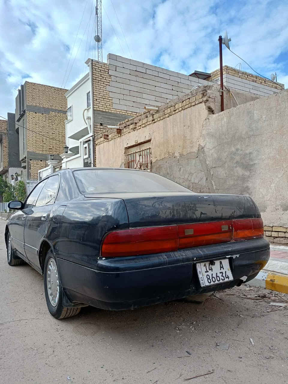 سلام عليكم موديل 95 مكفوله من الكص والنقل والعيب الشرعي مكينه وكير شرط الفحص 50 وبيه مجال قليل ***********
