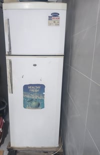 ثلاجه • ١٤ قدم • كسر بغطاء