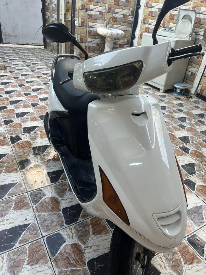 فراشه للبيع مابيه اي نقص معدل كهربائيات كفر كل مثل ماموجود بلصوره دراجه نظفه كلش سعر ٤٠٠ تواصل ع الرقم 
*********** مكاني الحمزه الغربي
