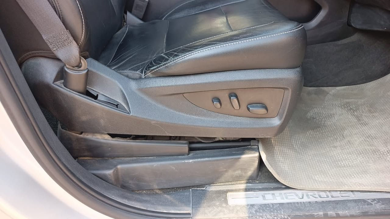 تاهو موديل 18 فول مواصفات ب

صور الحادث موجوده جاملغ امامي وخلفي بسيط راسلني واتس اب ادزلك صور الحادث 

مراوس ويا تاهو 22 او 23 

الاتصال ***********
