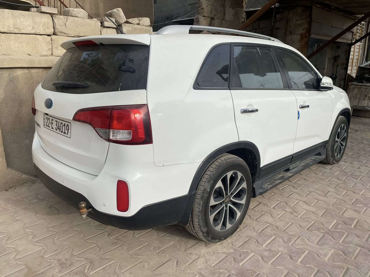 السلام عليكم...سورنتو أربيل موديل ٢٠١٤
المواصفات  ٤سلندر خليجي ٢٤٠٠حجم المحرك 
7 راكب تبريد 3 قطع سنويه ورقم جدد 
كفاله عامه
العنوان كربلاء الهنديه 
***********
السعر 168@
