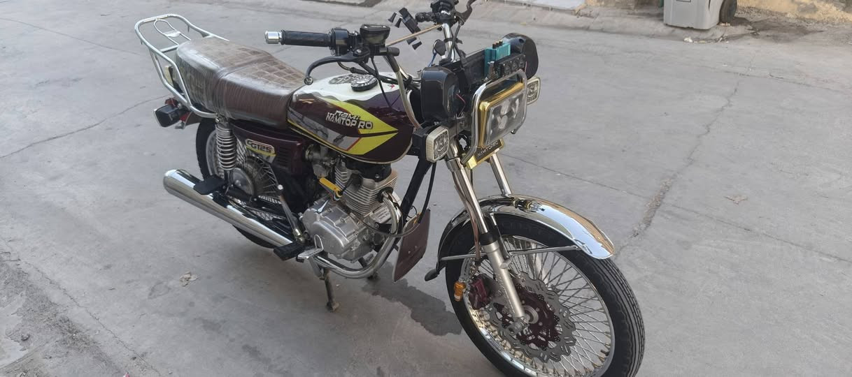 السلام عليكم دراجه موديل 25
للبيع دراجه نظيفه ، سعر 660 وبمجال
***********

