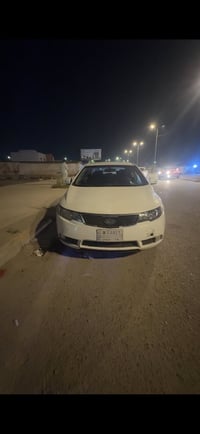 سيراتو خليجي 2011 . محرك 1600  .صدر السياره نص عمر  كير جديد بيهه 3 قط...