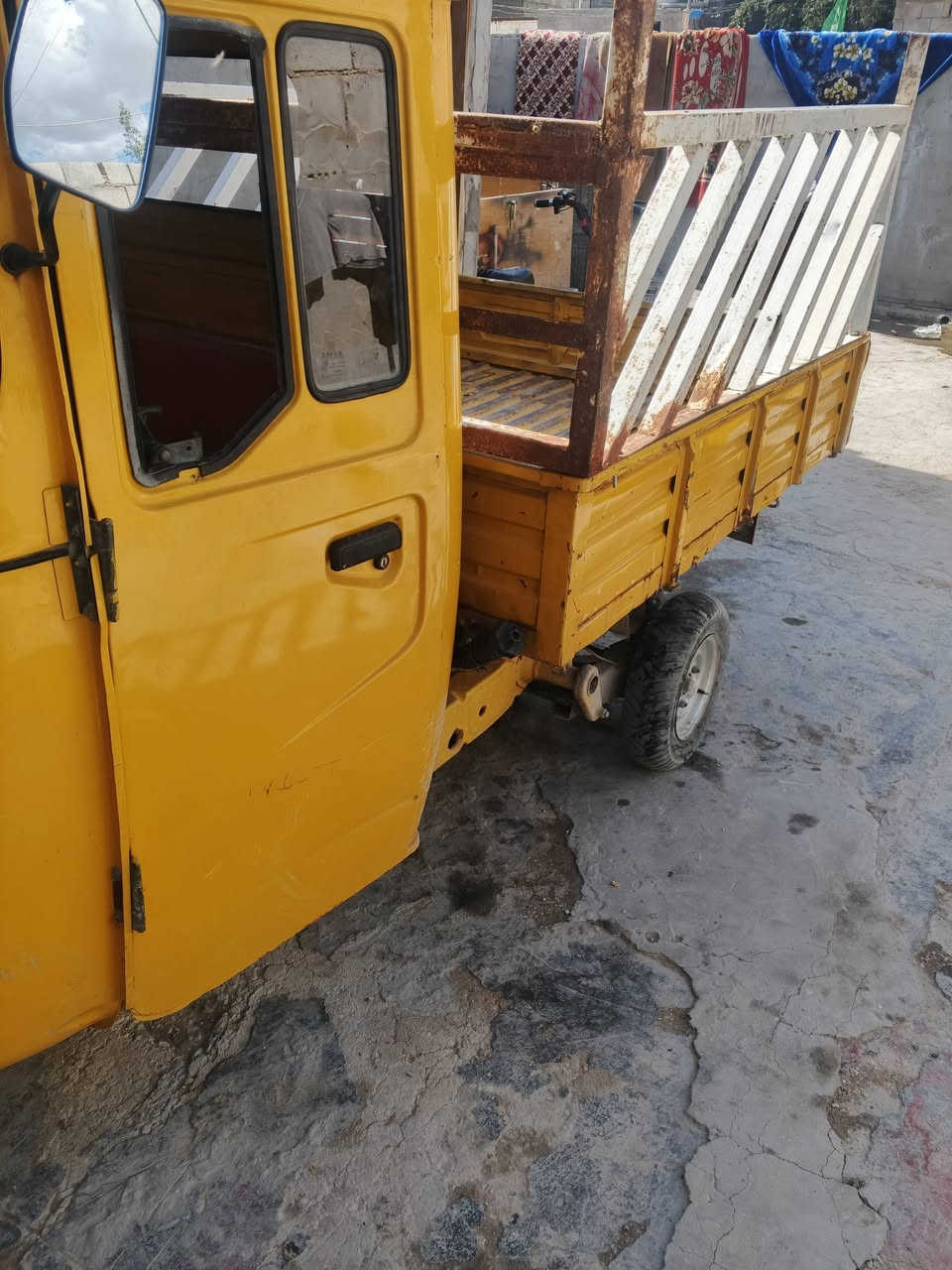 سلام عليكم تكتك حمل موديل 19وراق صوليه باسمي تكتك جاهزة برغي ما عايزه كبل لشارع سعر 2500وبيهة مجال مكاني كربلاء المقدسة رقم*********** شراي يخابر بي خير ويدللل
