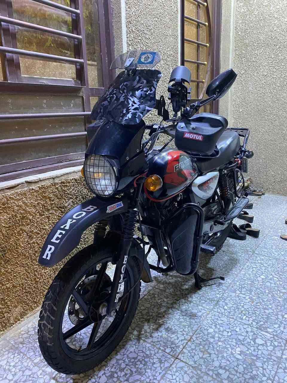 السلام عليكم شباب دراجه للبيع خير
مرقمه بغداد تحويل شرط ثاني يوم بعد البيع بأسمي دراجه
إضافات بية تعديل مني مرايات اصليه ستاند ابو الشحن زنون قوي ابيض وموجود الأصلي مال دراجه
رايده ب ٢٥٠٠ وبية مجال للشرايه
رقمي : ***********
