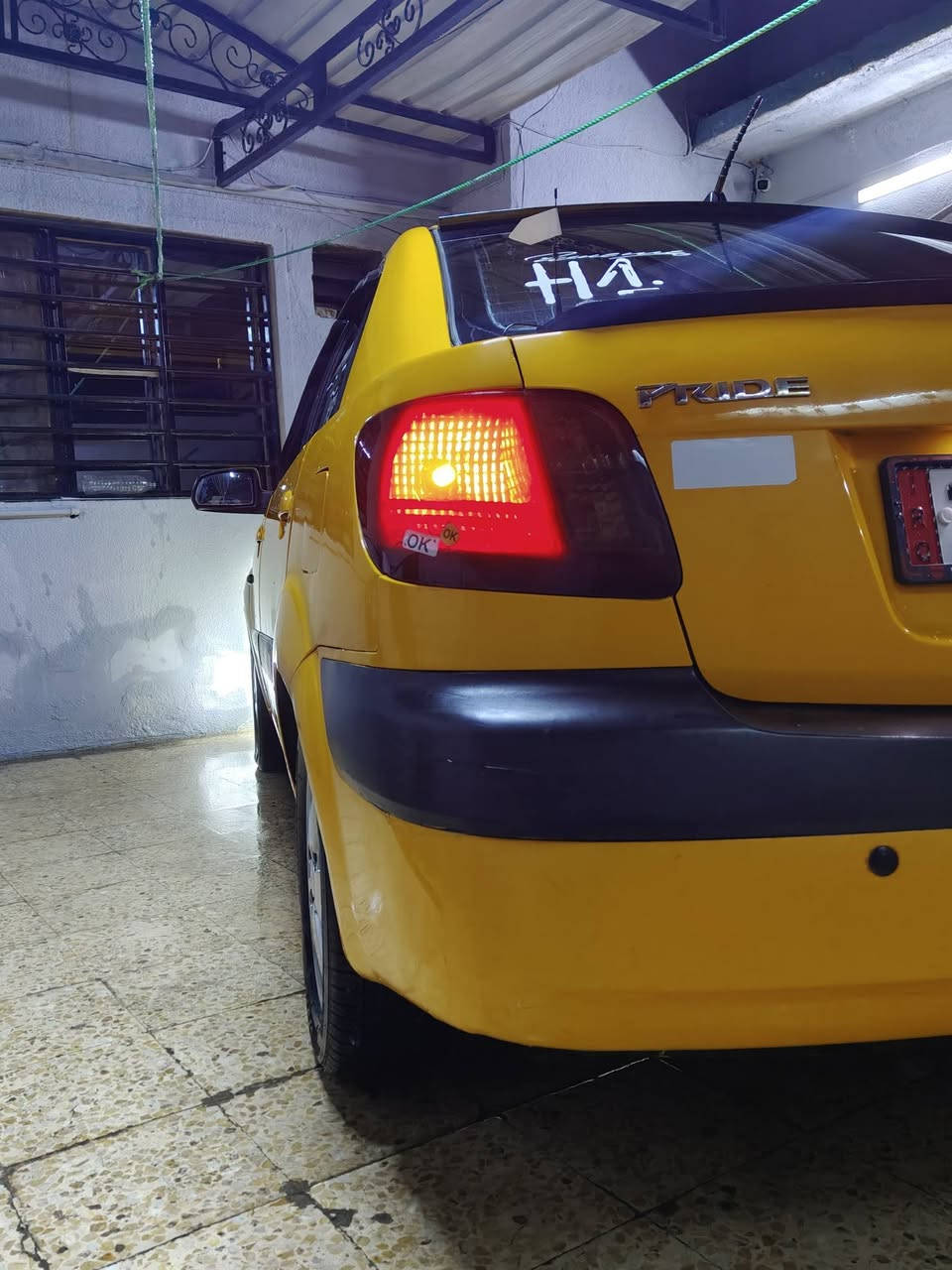 سلام عليكم عندي ريو برايد فول مواصفات وبدون ضرر مواصفات تحكمات استيرن اتنتا ومري  كهرب وتدفه بكشنات سياره باسمي وسنويه جديده وموديلها2007  وهيه وغرمات مصفره سياره مانقصها ربع اشتغل وتمشي مكاني موصل حي التحرير والسعر93 وبيها مجال قليل رقم الهاتف ***********
