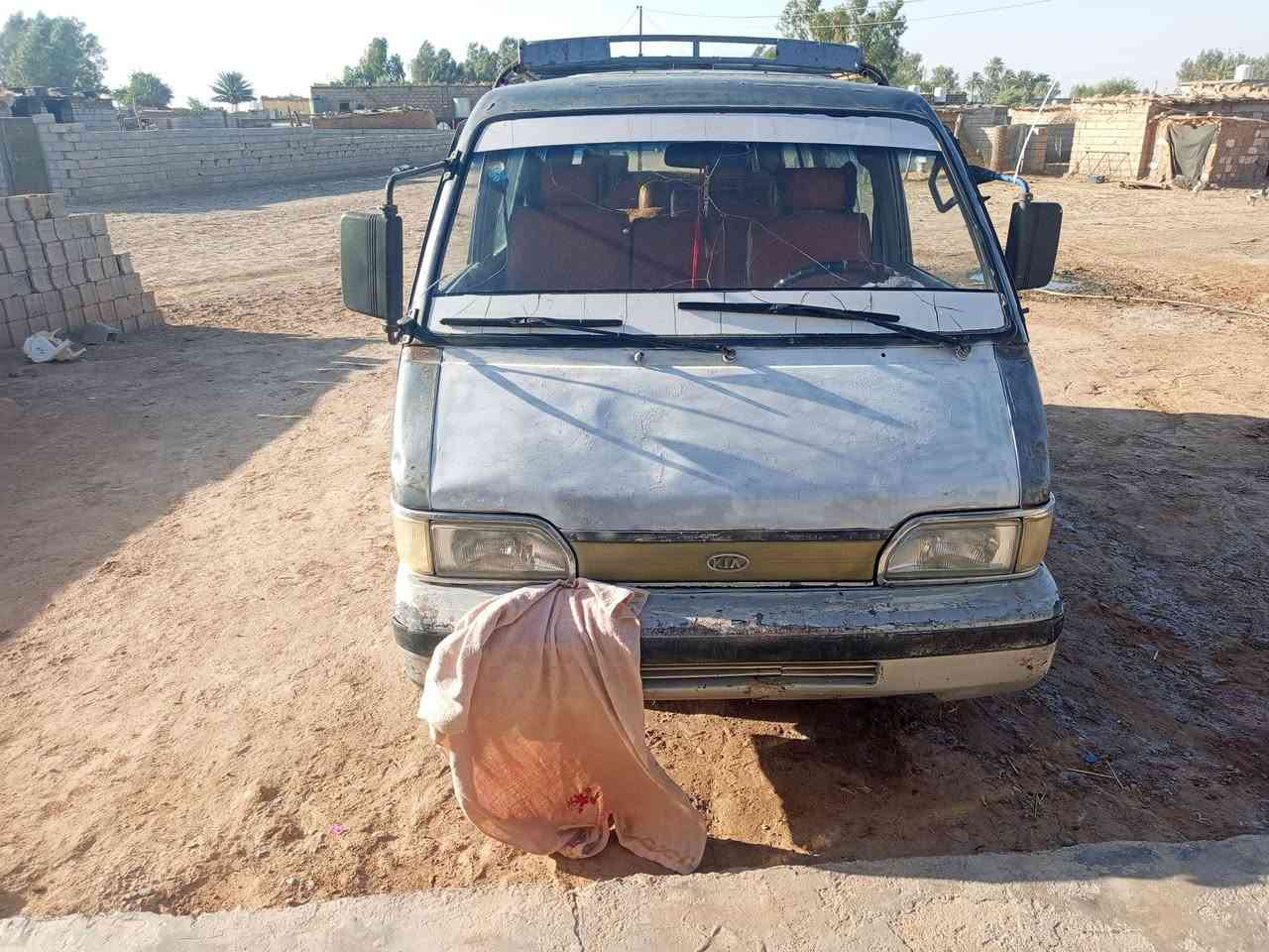 السلام عليكم
كيا بستا للبيع 
موديل 1993 رقم ديالى
كير مكينه مكفول
داخلها خير من الله 
تخم تاير جديد 
سعرها 40 وييها مجال 
مكاني ديالى دلي عباس
***********
