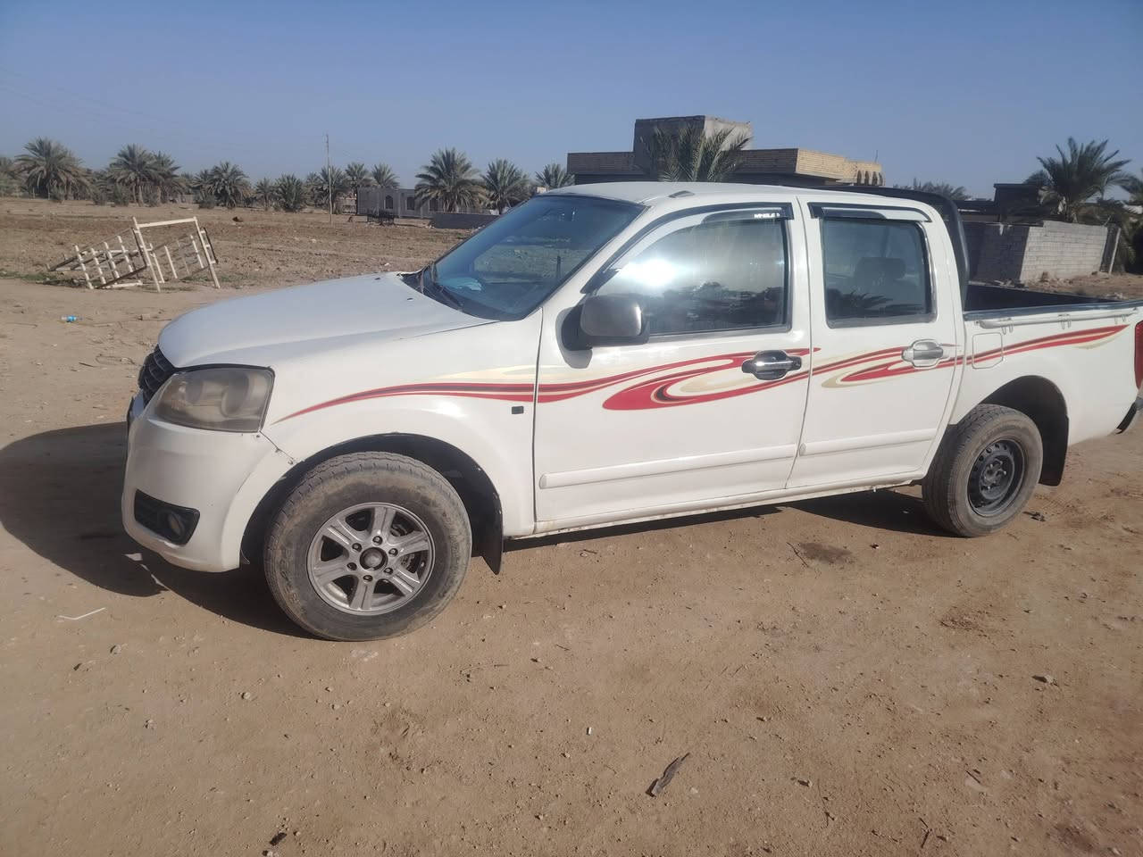 سلام عليكم كريت 2015  ويل بسمي سيار بيه صبغ يعني متجايه سياره حلوه حداديه كامل تحويل مباشر عنون بابل الحله السعر خاص رقم الهاتف ***********
