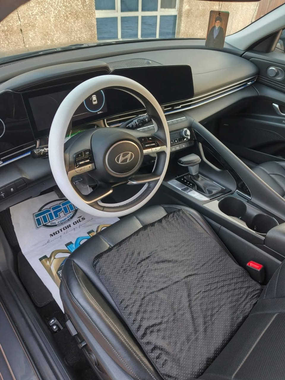 الإنترا موديل 2024 limited فول مواصفات للاخير اعلى مواصفات ب الالنترا 
داخل اسود كلين مكفوله كفاله عامه فقط بارد بالصندوق أربع صابع بدون ايرباك بدون دواخل

المواصفات.......

فتحه سقف اسلايت 

بصمه تشغيل عدد 2

بصمه ابواب 

تشغيل عن بعد 

رادار أمامي 

لد داخلي 64 لون متغير

كشن جلد

كشن تدفئه

كشن كهرباء

تبريد منفصل 

شحن لاسلكي

تدفئه ستيرن

سيتم سماعات BOSE

رادار خلفي 

رادار جانبي 

رادار امامي 

ويل كب كروم بلادي

للبنات زنون عدسه عدد2 وليس لد عدسه 

تحديد مسار 

مثبت سرعه 

وقوف ذاتي 

مانع اصتدام

شاشه ثلاث انظمه (سمارت - نورمال - سبورت )

شاشه دجتال  متصله 

كامرا امامي وخلفي

محرك 2000دوش

السياره نضيفه بشكل

أربع كاميرات محيطية

كشنات كهرباء

حساسات امامي

حساسات خلفي

اللون سمنتي 

رقم بغداد 

تحويل مباشر 

الاتصال ***********

العنوان بغداد جسر ديالى
