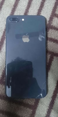 آيفون ٨ بلاس • ٦٤ • بطاريه ٨٨