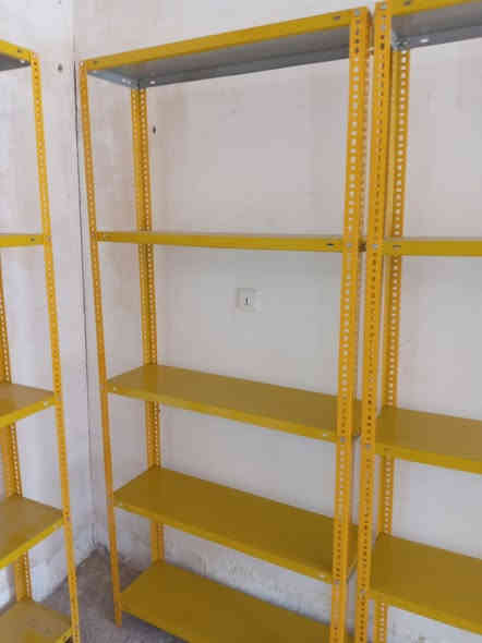 السلام عليكم
للبيع دكسن مستعمل قليل العرض ١متر والطول ٢متر بليت ثقيل يتحمل أوزان ثقيلة عدد ٧ سعر الدكسن الواحد ٣٥ الف
ميز مكتب كما موضح في الصورة حديد العرض ١٢٠سم جديد السعر ٥٥الف
مكاني السيدية
للأتصال على الرقم ***********
